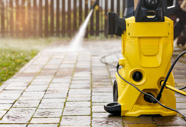 Best Driveway Pressure Washing  in North Middletown, NJ